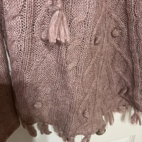 PrAna Shelby Poncho Sweater Pink Wool blend Wm L Boho Fringe Hem Tassle Tie Neck - Picture 3 of 9